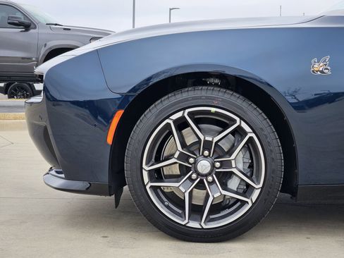 Used 2026 Dodge Charger Scat Pack AWD/4WD image 6