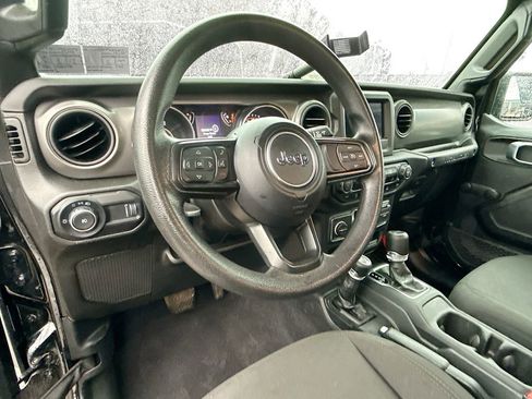 Used 2023 Jeep Wrangler Sport image 12