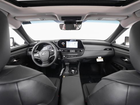 New 2025 Lexus ES 350 w/ Premium Package image 13