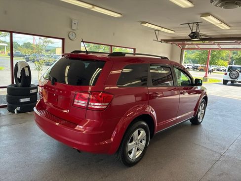 Used 2018 Dodge Journey SE FWD image 17