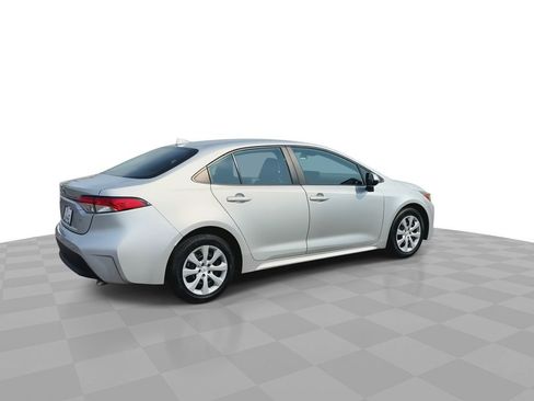 Used 2024 Toyota Corolla LE FWD image 39