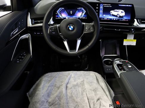 Used 2026 BMW X1 xDrive28i image 12