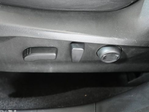 Used 2022 Subaru Forester Limited w/ Popular Package #3 image 25