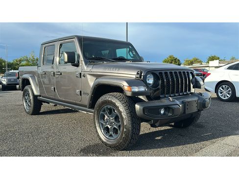 Used 2023 Jeep Gladiator Sport AWD/4WD image 8