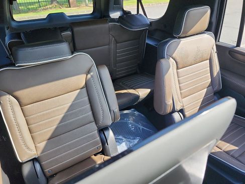 New 2026 GMC Yukon XL Denali Ultimate AWD/4WD image 13