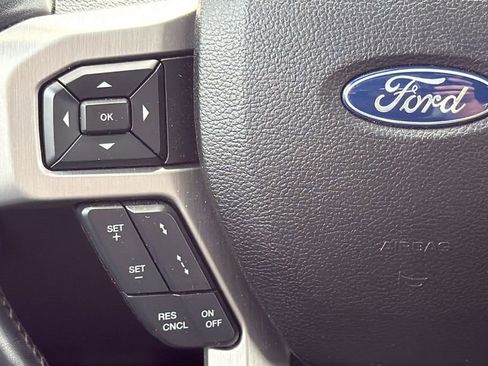 Used 2019 Ford F250 Platinum w/ Platinum Ultimate Package AWD/4WD image 22