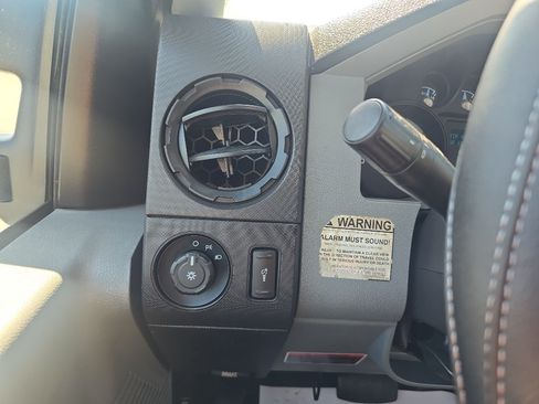 Used 2012 Ford F450 XL w/ Snow Plow Prep Pkg RWD image 25