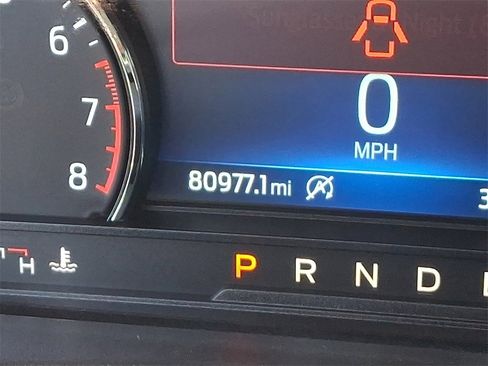 Used 2022 Ford Explorer XLT image 21