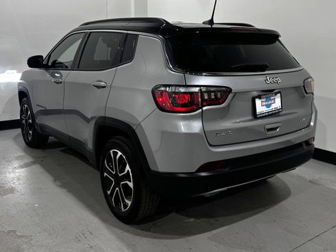 Used 2023 Jeep Compass Limited AWD/4WD image 40