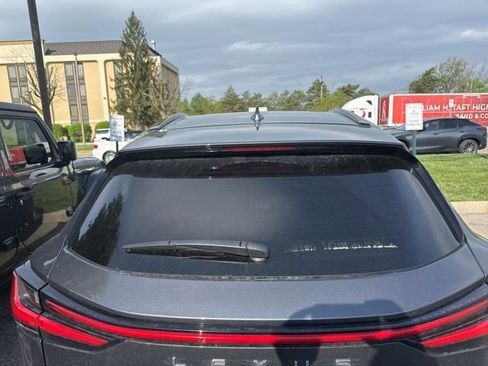 Used 2023 Lexus NX 350 F Sport image 6