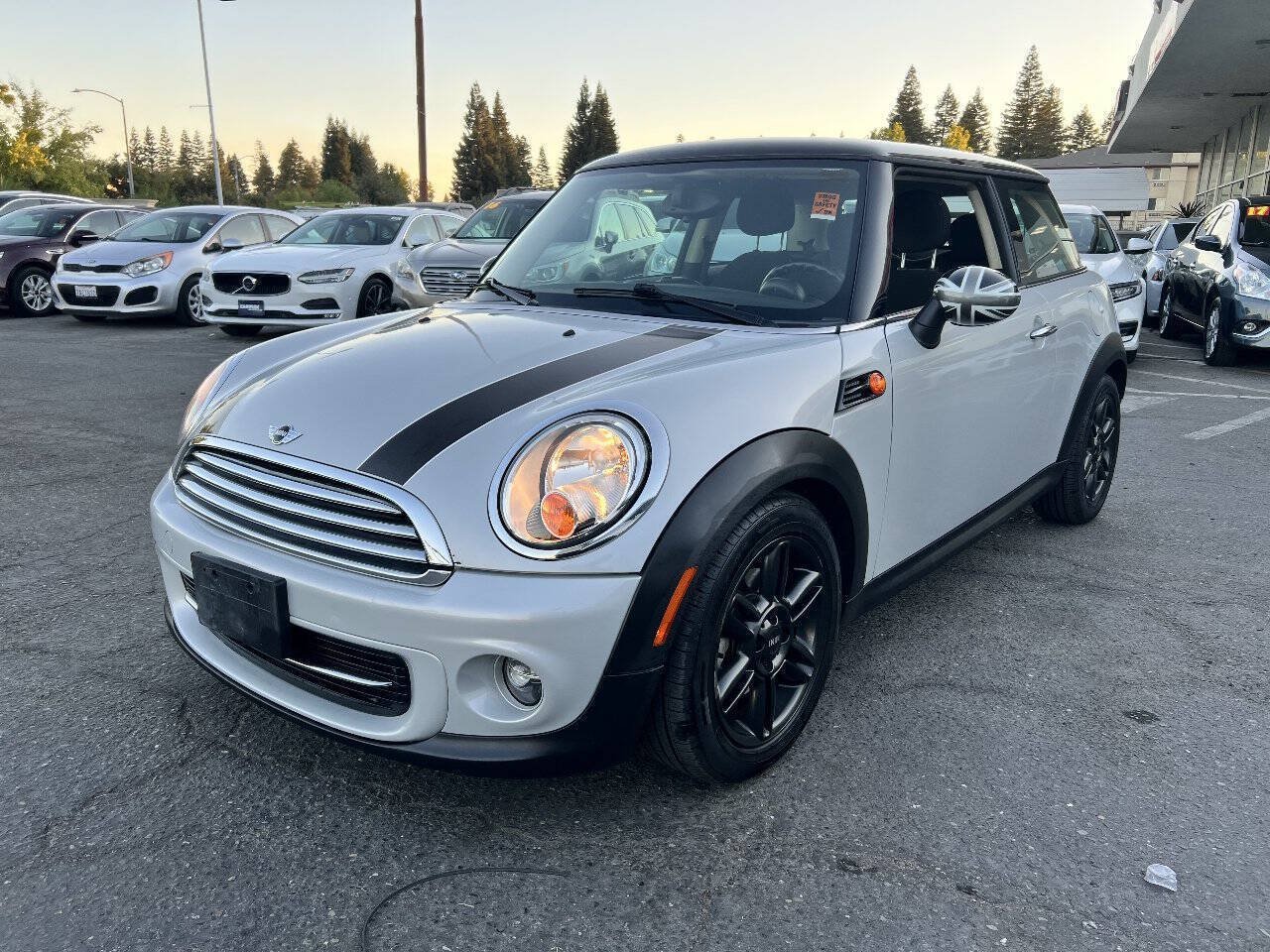 Used 2011 MINI Cooper Hardtop FWD image 4