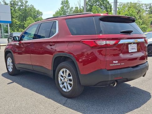 Certified 2020 Chevrolet Traverse LT w/ Driver Confidence II Package AWD/4WD image 4