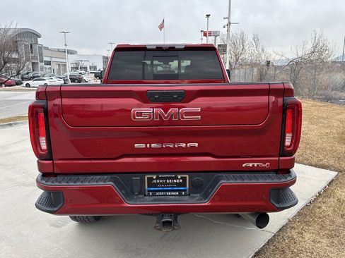 Used 2021 GMC Sierra 2500 AT4 w/ AT4 Premium Plus Package image 4