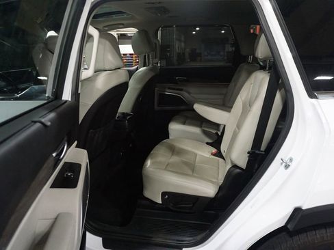 Used 2022 Kia Telluride EX w/ EX Premium Package FWD image 15