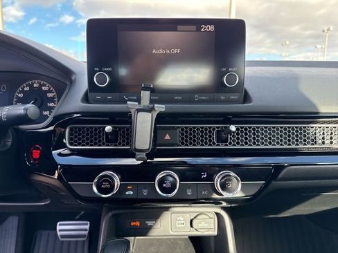 Used 2023 Honda Civic Sport image 29