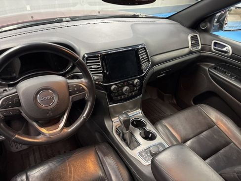Used 2019 Jeep Grand Cherokee Limited AWD/4WD image 23