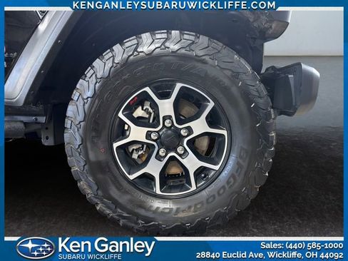 Used 2022 Jeep Wrangler Unlimited Rubicon w/ Cold Weather Group AWD/4WD image 22