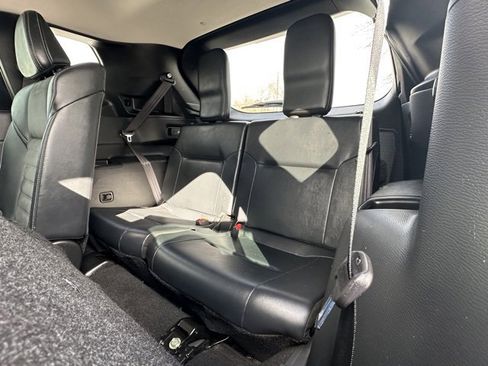 Used 2022 Mitsubishi Outlander SE image 30