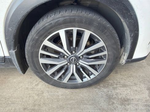 Used 2022 Nissan Kicks SV FWD image 17