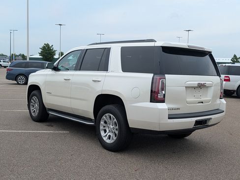 Used 2015 GMC Yukon SLT w/ Open Road Package AWD/4WD image 3