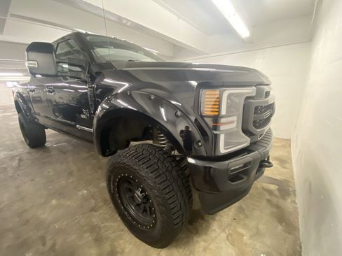 Used 2020 Ford F250 Lariat image 10
