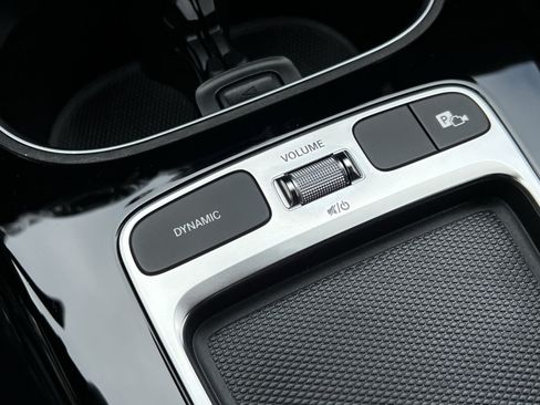 Certified 2026 Mercedes-Benz CLA 250 4MATIC image 38