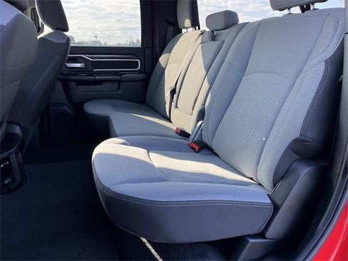 Used 2024 RAM 3500 Big Horn image 22