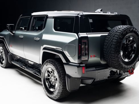 Used 2024 GMC Hummer EV 3X w/ Extreme Off-Road Package AWD/4WD image 25