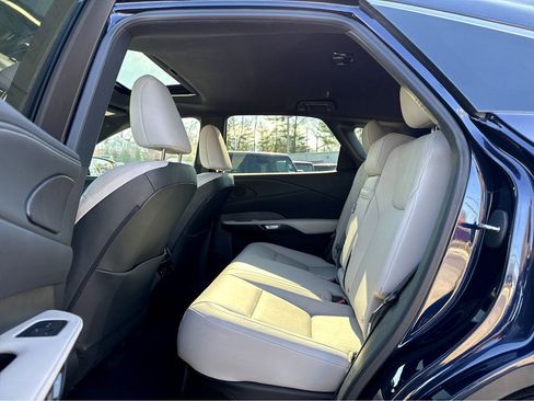 Used 2024 Lexus RX 350h image 10