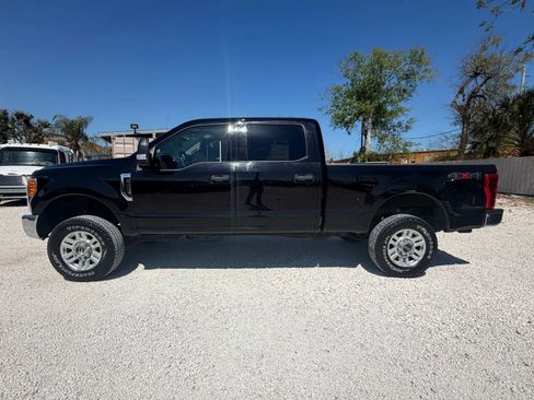 Used 2017 Ford F250 XLT image 4