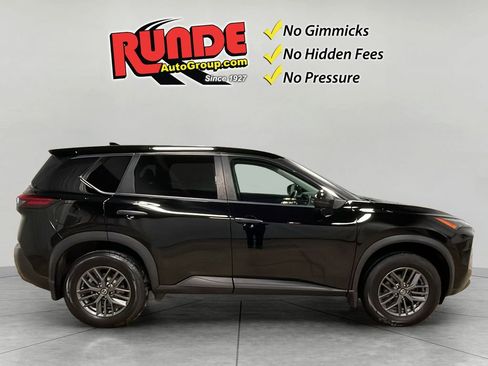 Used 2021 Nissan Rogue S image 6