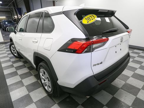 Used 2023 Toyota RAV4 LE image 9