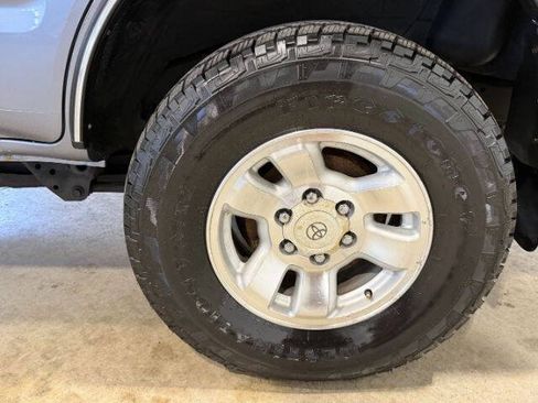 Used 1996 Toyota 4Runner SR5 AWD/4WD image 13