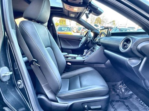 Used 2022 Lexus IS 300 AWD w/ Premium Package image 27