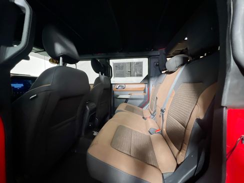 Used 2022 Ford Bronco Outer Banks AWD/4WD image 28