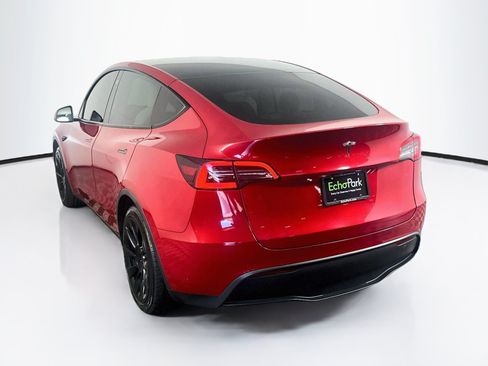 Used 2021 Tesla Model Y 2WD image 5