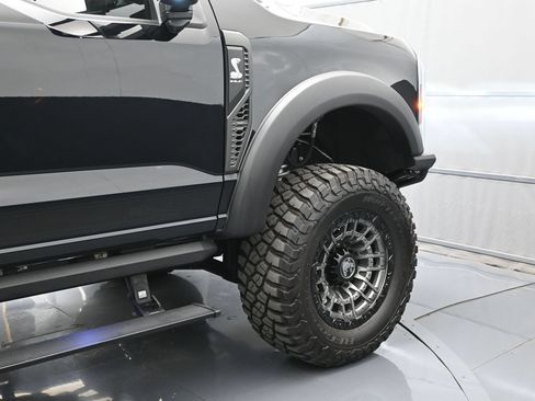 Used 2024 Ford F250 Lariat w/ Lariat Ultimate Package AWD/4WD image 47