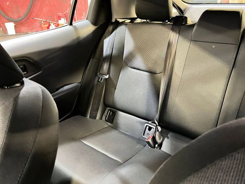 Used 2025 Toyota Prius LE image 38