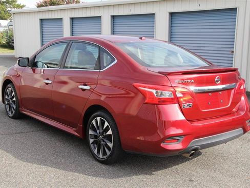 Used 2018 Nissan Sentra SR w/ Premium Package (P02) FWD image 7