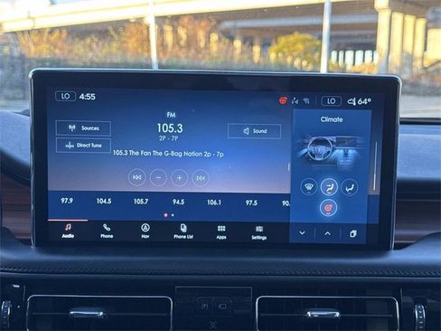 Used 2022 Lincoln Nautilus Reserve image 15