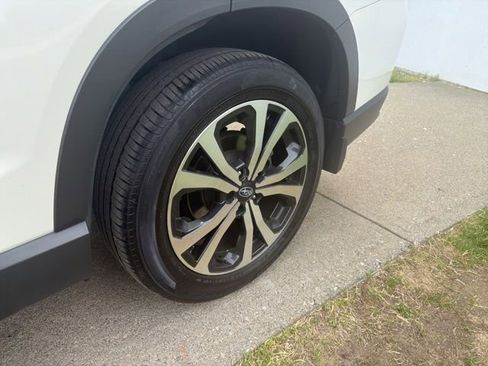 Certified 2023 Subaru Forester Limited AWD/4WD image 14