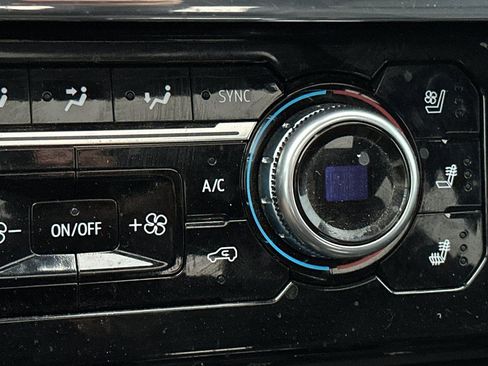 Used 2024 GMC Sierra 1500 Denali w/ Denali Reserve Package image 29