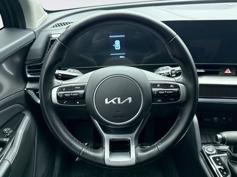 Used 2024 Kia Sportage EX FWD image 12