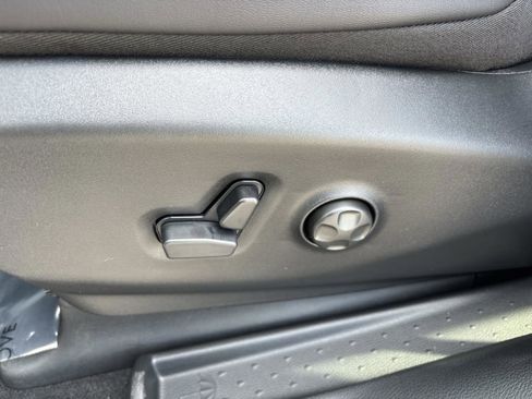 New 2026 Chrysler Pacifica Select image 20