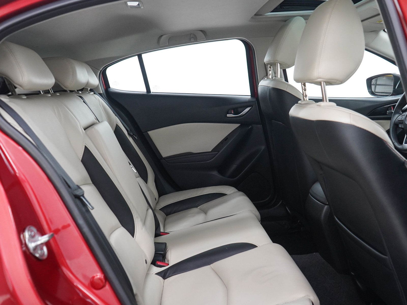 Used 2014 MAZDA MAZDA3 s Grand Touring FWD image 12