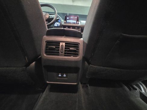 Used 2025 Nissan Rogue SV image 26