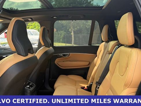 Certified 2025 Volvo XC90 T8 Ultra w/ Protection Package Premier AWD/4WD image 19