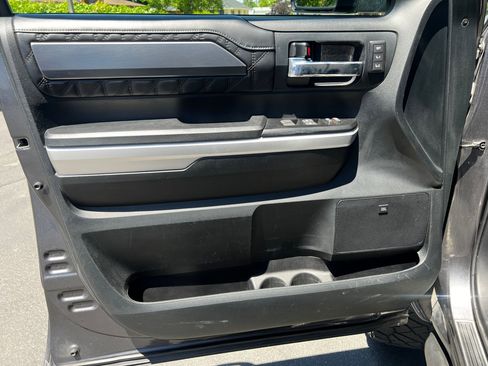 Used 2016 Toyota Tundra Platinum AWD/4WD image 10