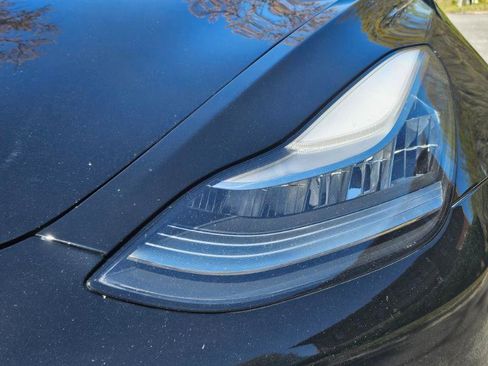 Used 2019 Tesla Model 3 Long Range image 23