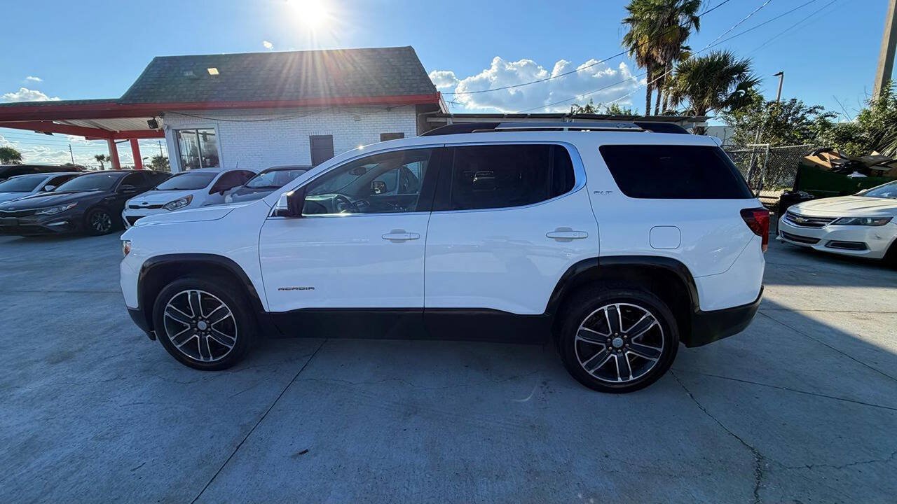 Used 2020 GMC Acadia SLT w/ Driver Alert Package II FWD image 10